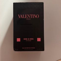 Valentino Cologne