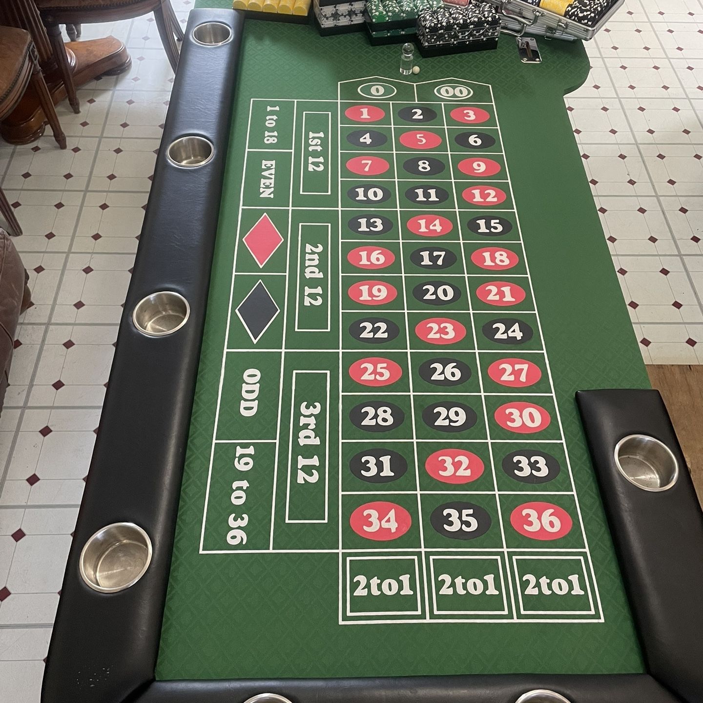 20” Roulette, Table & Chips