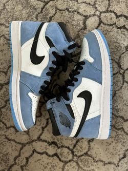Air Jordan 1 University Blue