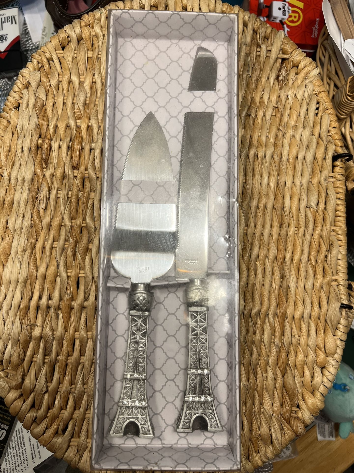 Eiffel Tower Wedding Cake Set