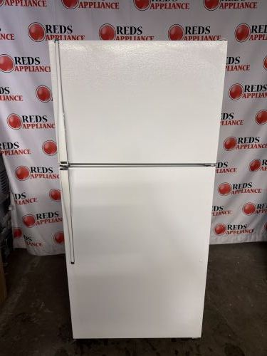 Hotpoint 18cu. ft. Capacity Top Mount Fridge, 30'' W