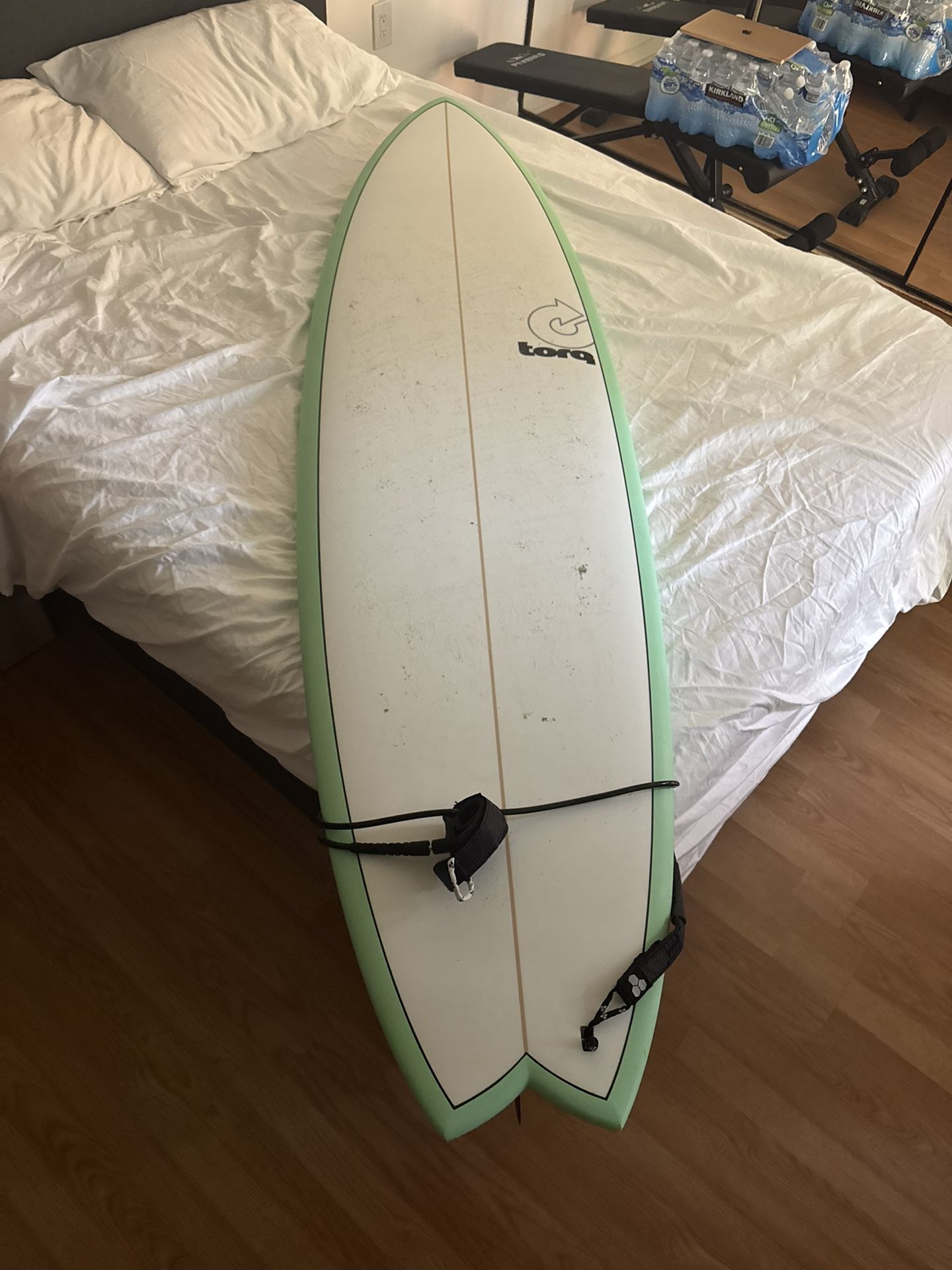 Like New Torq And Roxy Surfboard