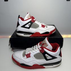 Jordan 4 Retro OG ‘Fire Red’ (Size 13) *Clean*