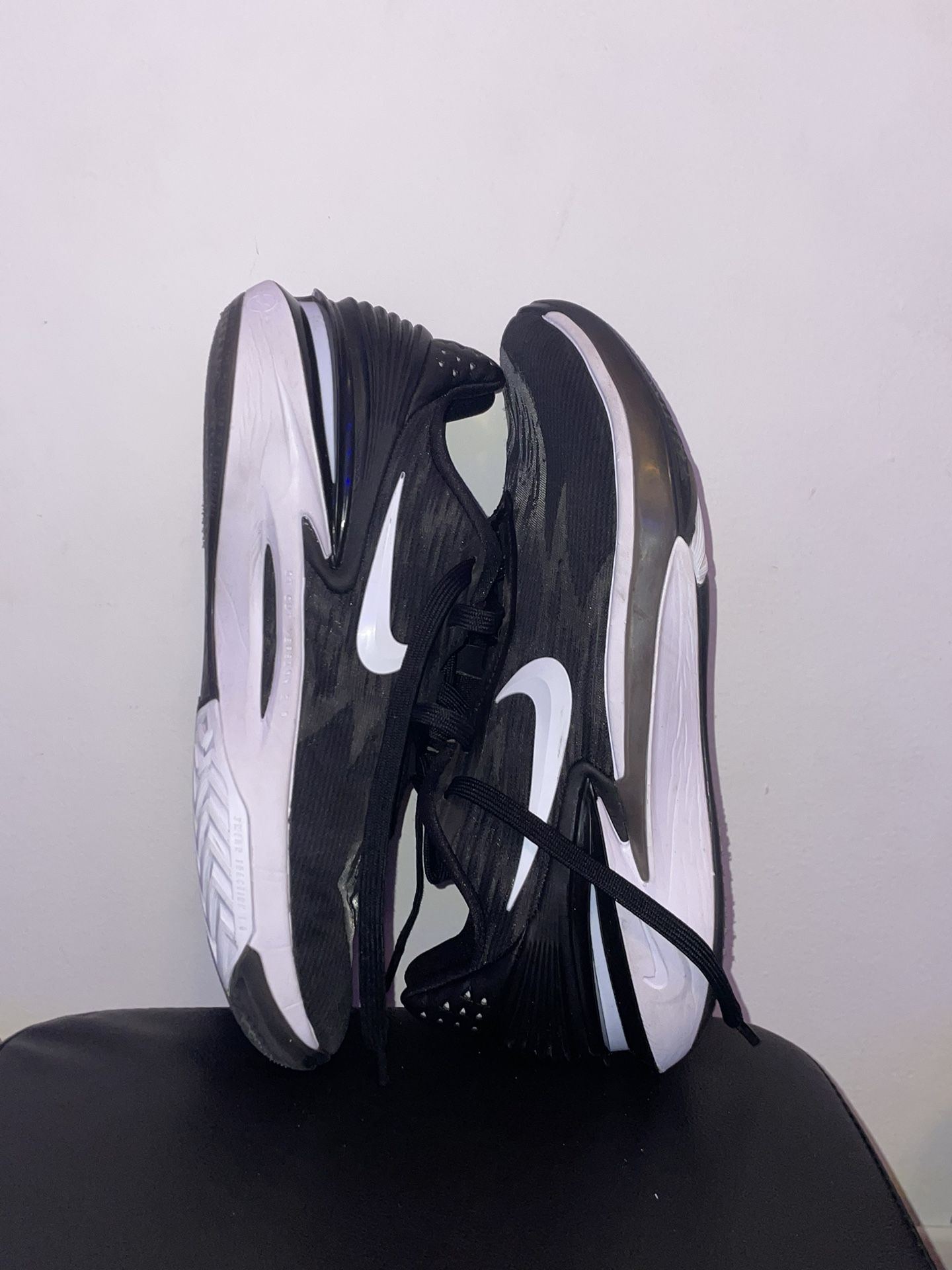 Nike Gt Cuts 2 Size 9.5 Basketball