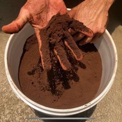 Dried Coffee Grounds - Chicken Coop / Gardening / Organic 