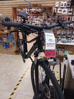 **BRAND NEW** Trek Dual sport 4 Gen 4 With Remote Lock Out