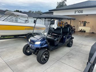 2021 Lifted Club Car Onward Gas 6 seater
