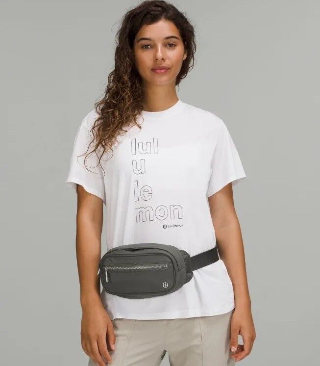 Lululemon Wunderlust Belt Bag 1.8L Grey Sage NWOT