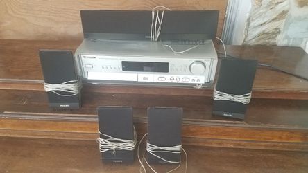 Combo Panasonic receiver,amplifier and dvd player with Philips speakers