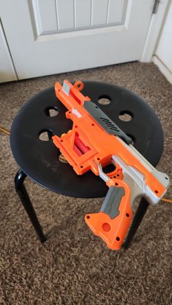 Nerf Gun 