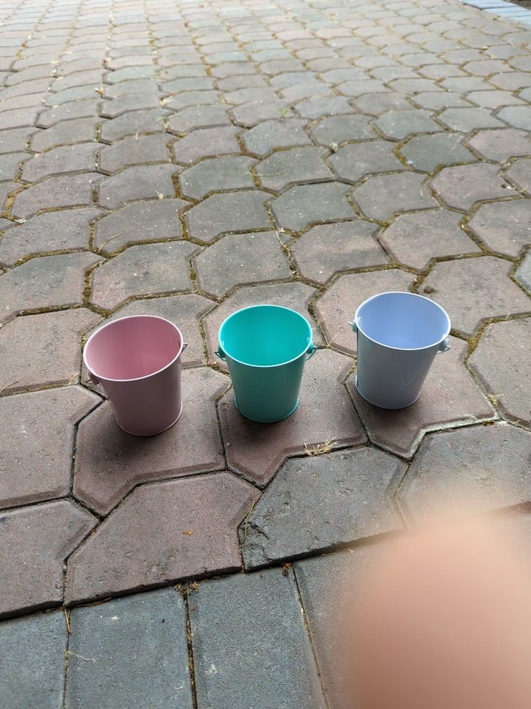 Garden Planter Pails