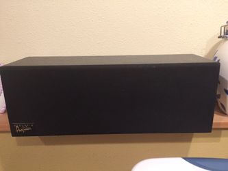 Center channel speaker
