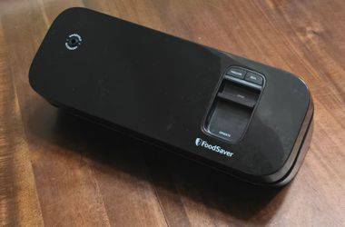 FoodSaver vacuum sealer