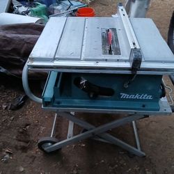 MAKITA TABLE SAW W/ STAND!