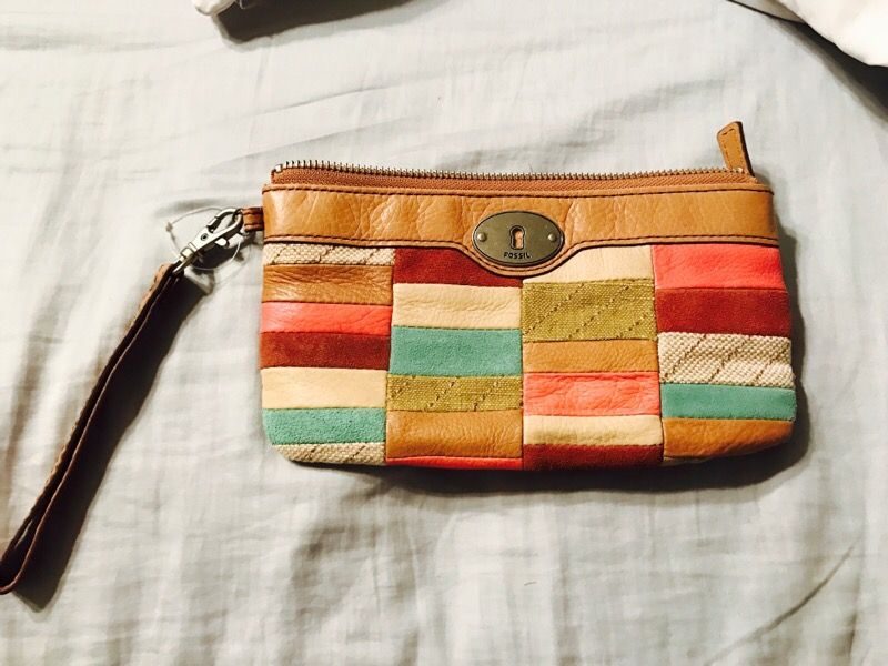 Fossil wristlet