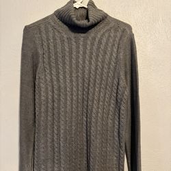 Women’s Sweater (M) NWT