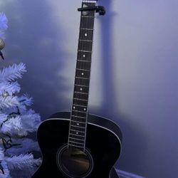 Savannah Black Acoustic Guitar w Capo