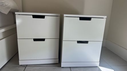 Pair of White 2-Drawer Nightstands