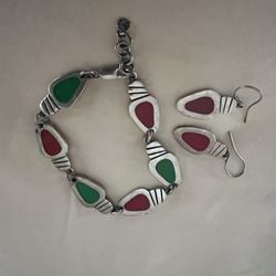 Beautiful vintage  Enamel Christmas Bracelet And Earrings, 925 Mexican Silver, Sign By The Artist $49