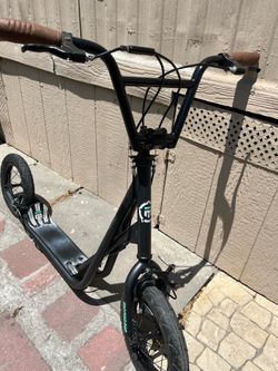 nice scooter everything good / not is electric
