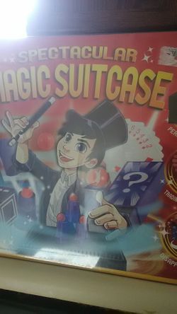 Magic suitcase of tricks