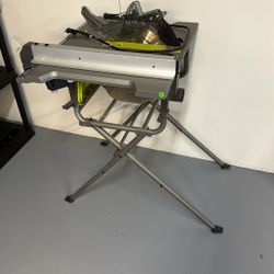 RYOBI Table Saw