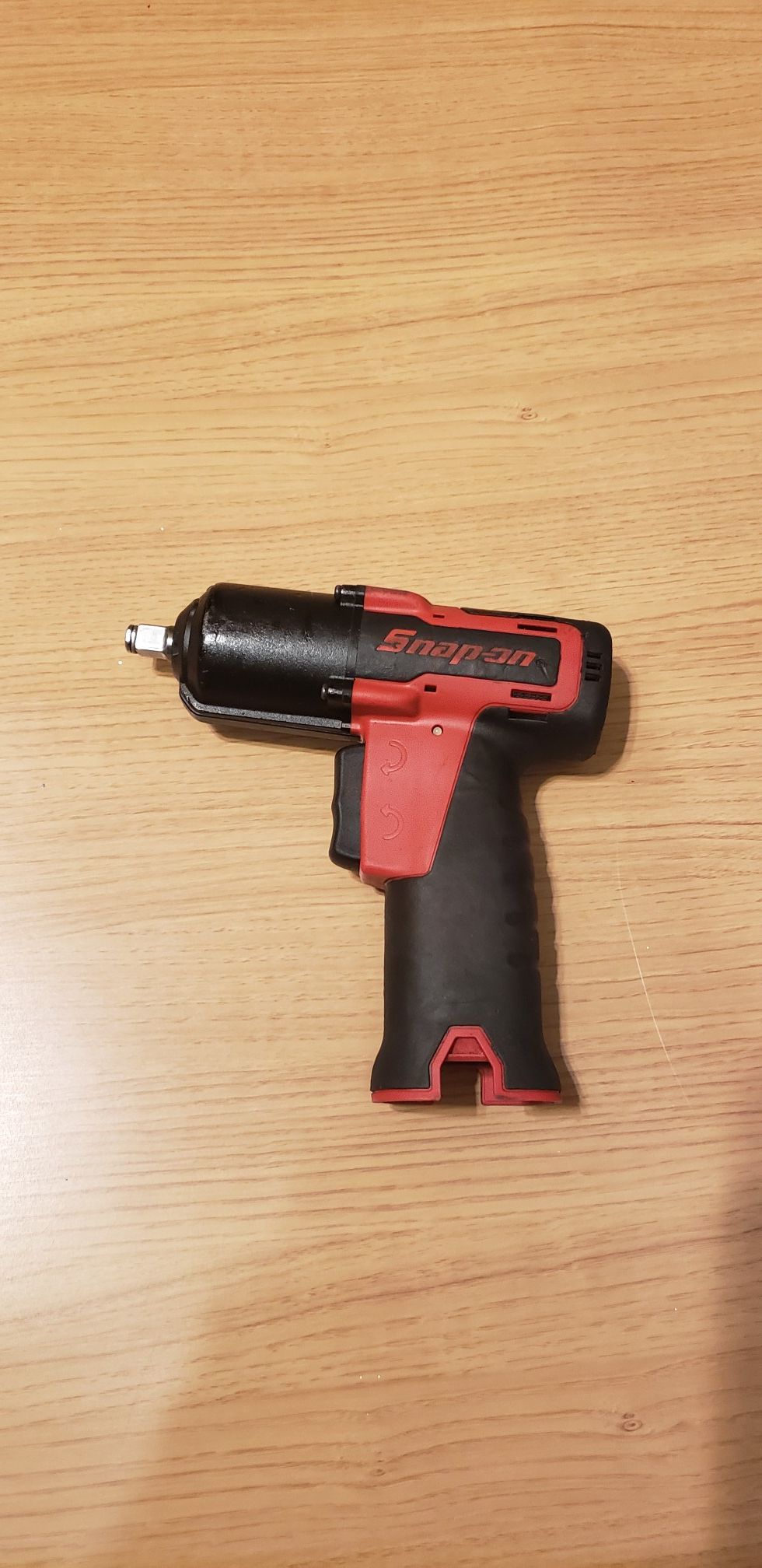 Snap-On 14.4 v 3/8" Drive MicroLithium Cordless impact wrench (tool only)