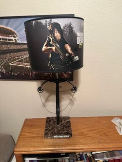 Walking dead lamp