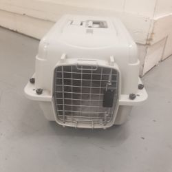Animal kennel 