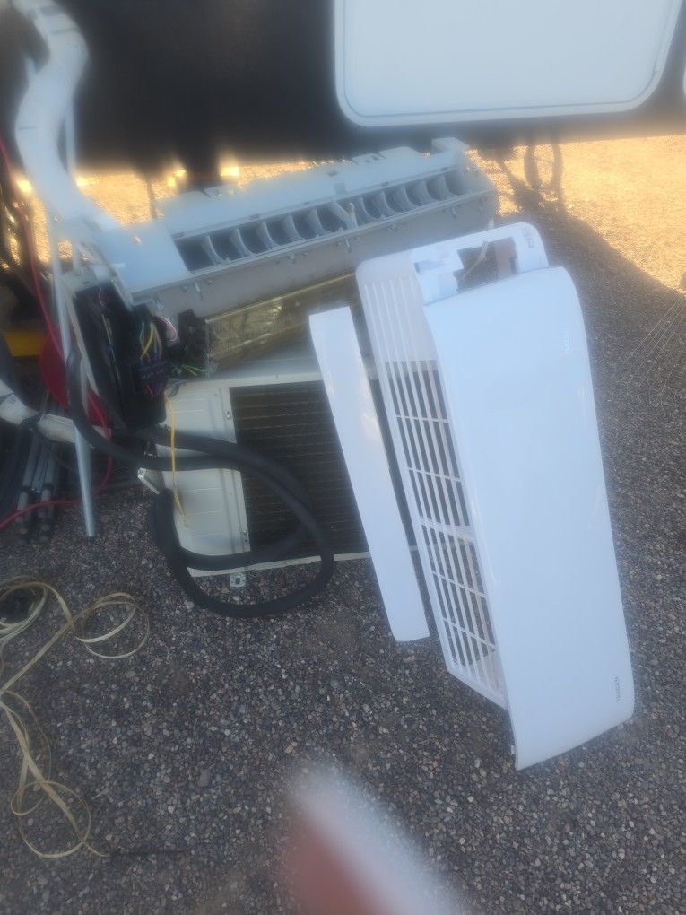 Split AC Unit