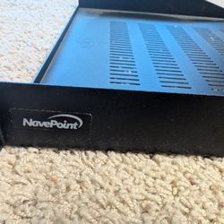NavePoint Cantilever Server Shelf