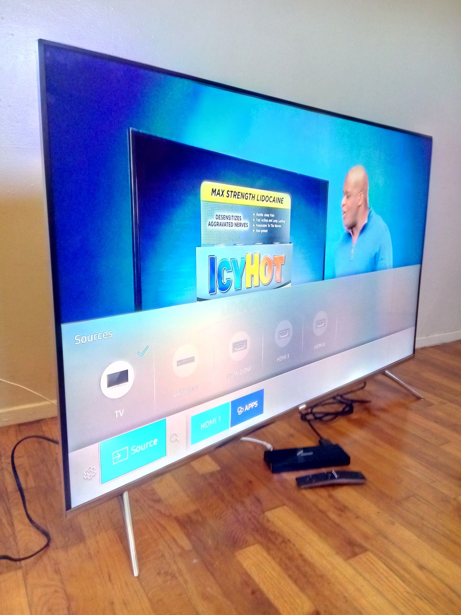 60" SAMSUNG LED SMART TV 4k ULTRA HDTV UN60KS8000