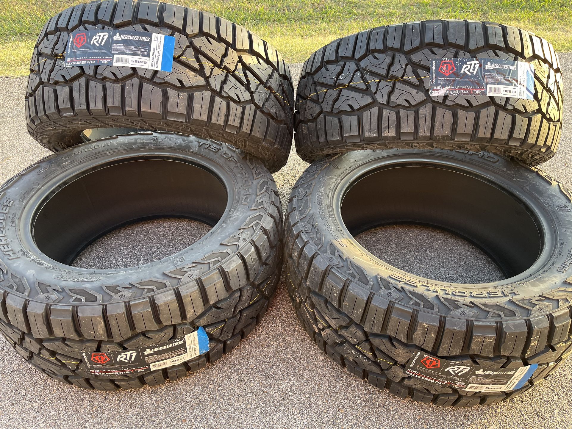 33x12.50R20  TIS OFF ROAD TIRES NEW    PRICE NEGOTIABLE   YANTAS  TIS TODO TERRENO NUEBAS  33x12.50R22LT 
