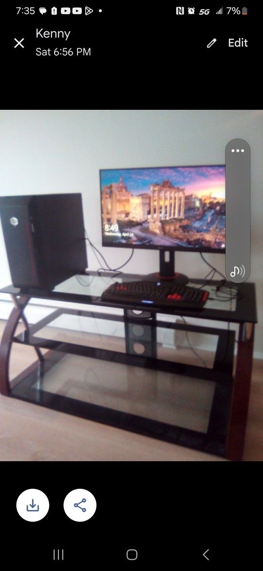 Gaming Computer Cyber power.
With a 26 In Acer Monitor