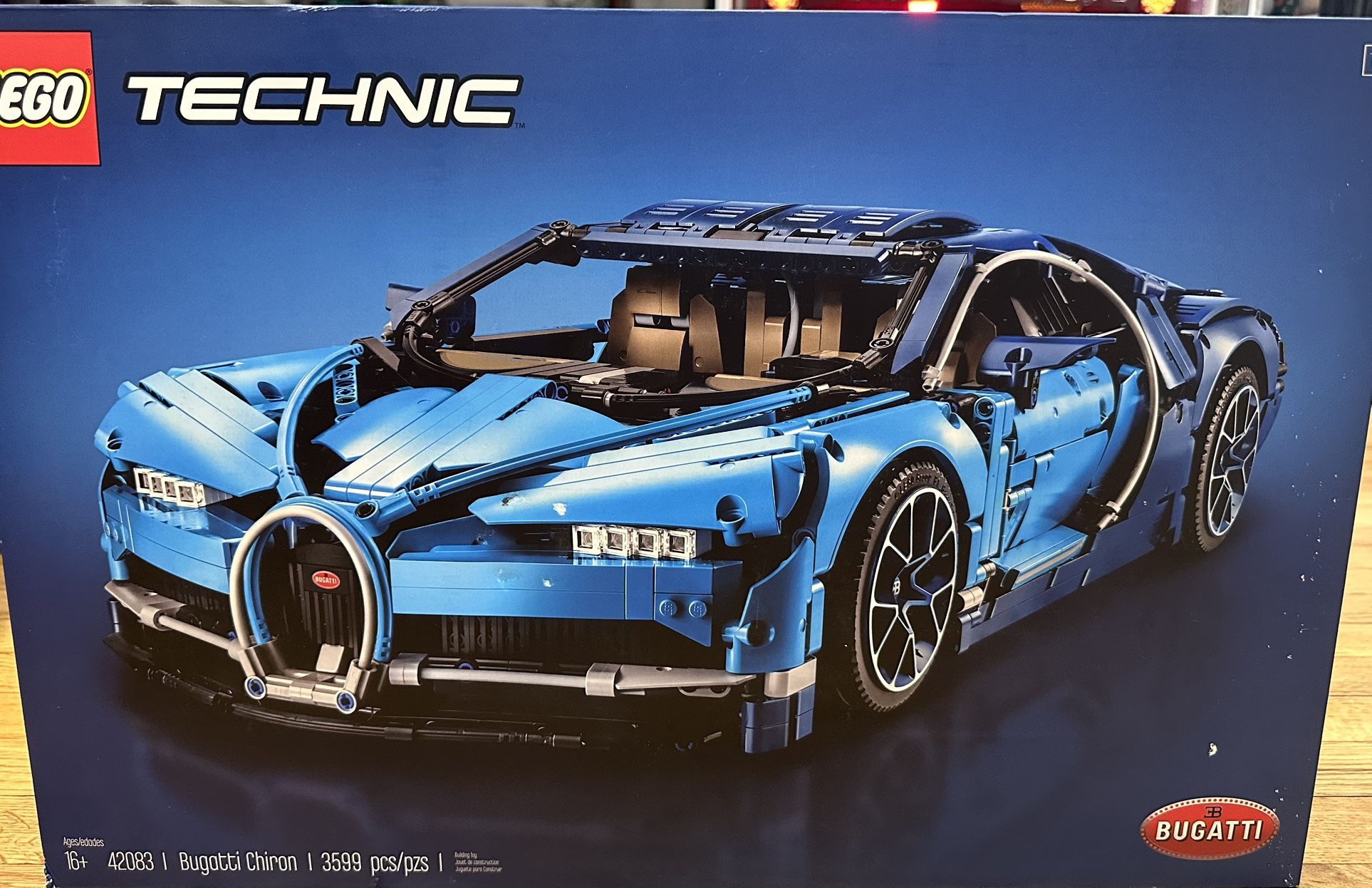LEGO Technic 42083 Bugatti Chiron – Brand New Sealed