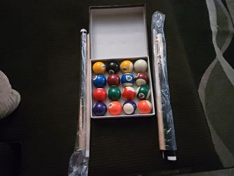 New POOL BALLS/2 sticks
