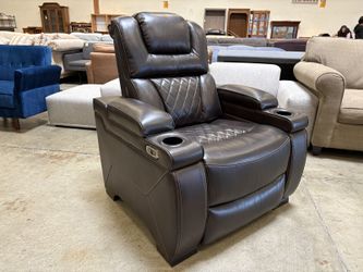 NEW! SIGNATURE DESIGN BY ASHLEY Warnerton Espresso Brown Quilted Power Recliner with Adjustable Headrest and USB Port (Southcenter)