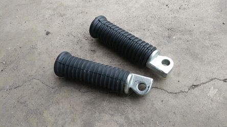 Harley-Davidson rear foot pegs