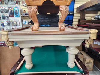 Pool table 8' CONELLY w/install new felt accessories