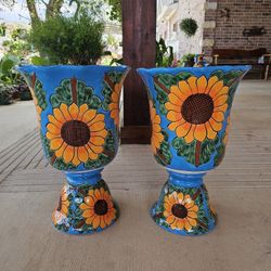 Talavera Turquoise Wavy Urns. Clay Pots. Planters. Plants. $65 cada una!