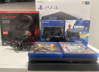 Sony PS4 Bundle – 3 Controllers, Headset & Games