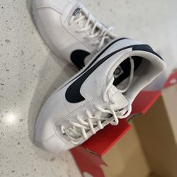 Cortez Basic Sneakers