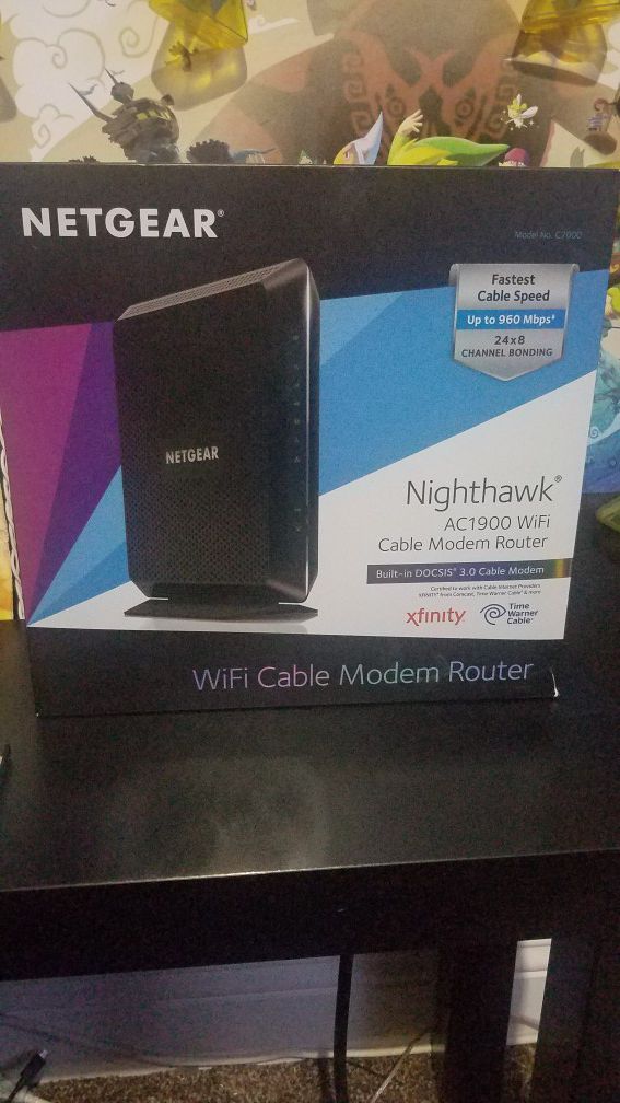 AC1900 WiFi Cable Modem Router Model C7000 nighthawk