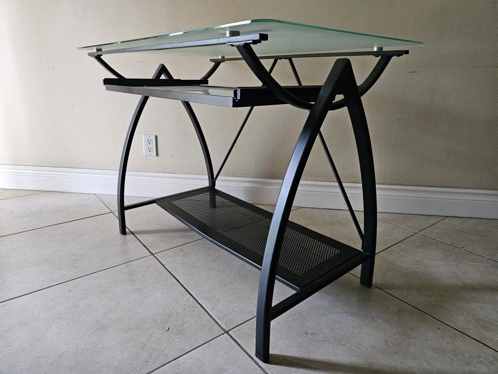 Tempered Glass Computer Desk Metal Frame