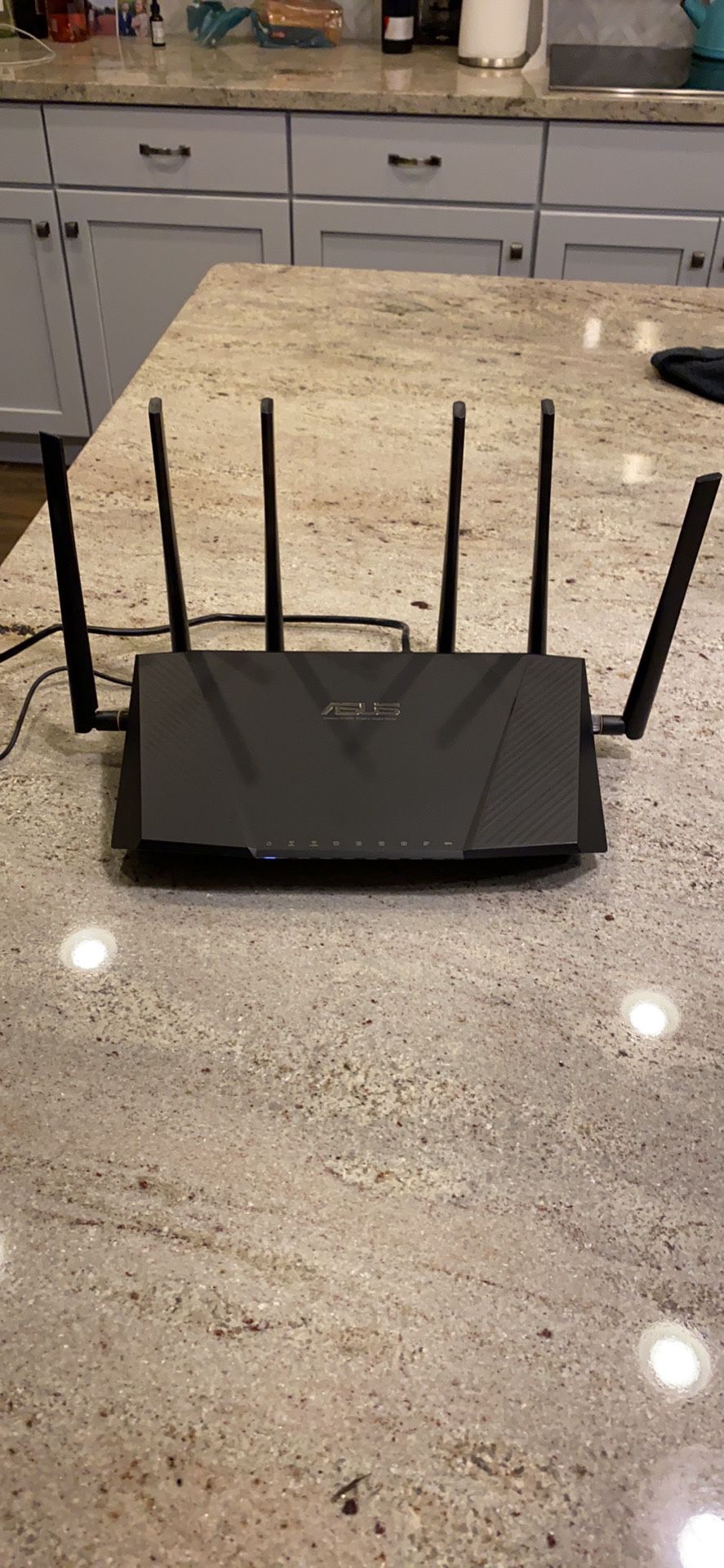 ASUS Wireless AC3200 Tri-Band Gigabit router