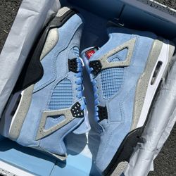 Jordan 4 Retro University Blue 