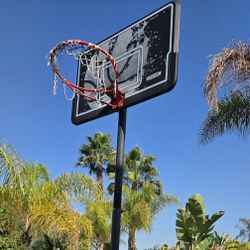 Basketball Hoop 