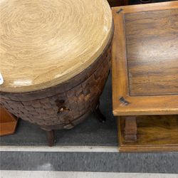 Pretty Cool Round Table Looks Like A Drum That It's A Table For Two Doors
