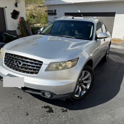 2005 Infiniti FX