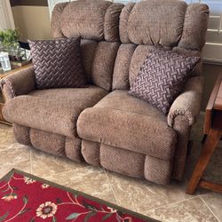 Lazy boy Wall hugger Loveseat 
